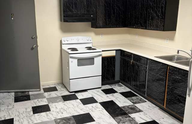 1130 Minns Drive - 4 photos photos