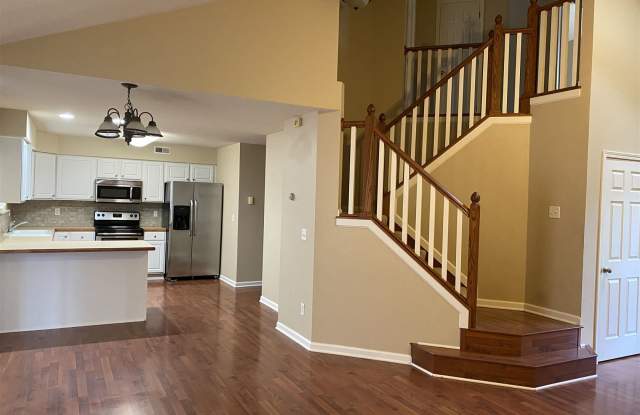 4612 Creekside Drive Gallery 3