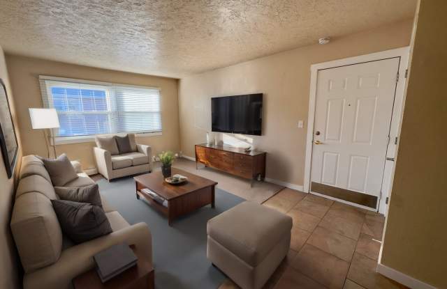 Blaine Avenue Apartments - 1205 South Blaine Avenue, Sioux Falls, SD 57103