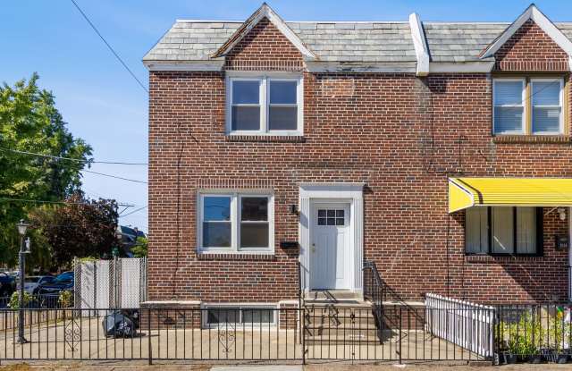Wow! South Philly Modern 3 Bed 2 Bath Home! Yard! Central Air! W/D! H/W Floors! Gorgeous! - 1836 South Dover Street, Philadelphia, PA 19145