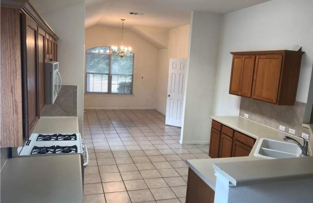 1617 Hawk Dr. Gallery 2