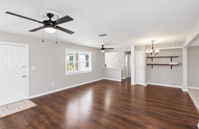 1517 W RIVER SHORE Way Gallery 4