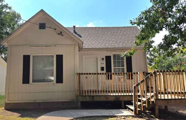 Recently remodeled 1 Bedroom 1 Bathroom home for $695! photos photos