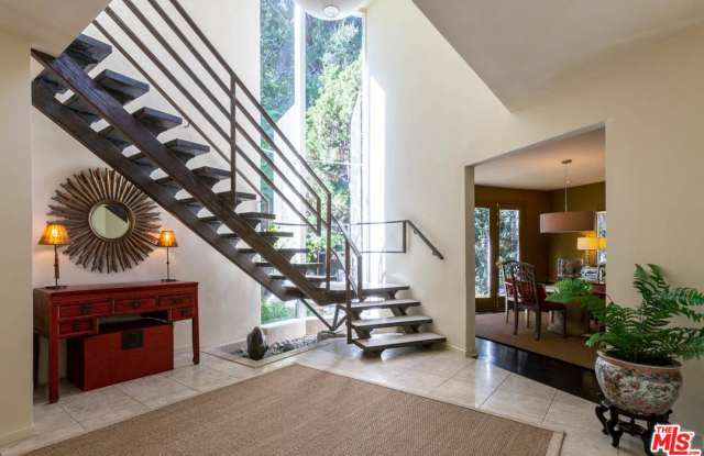1417 BLUEBIRD Avenue Gallery 2