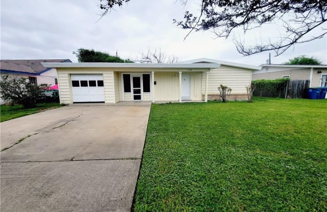 108 Acacia Arch St - 108 Acacia Arch Street, Portland, TX 78374