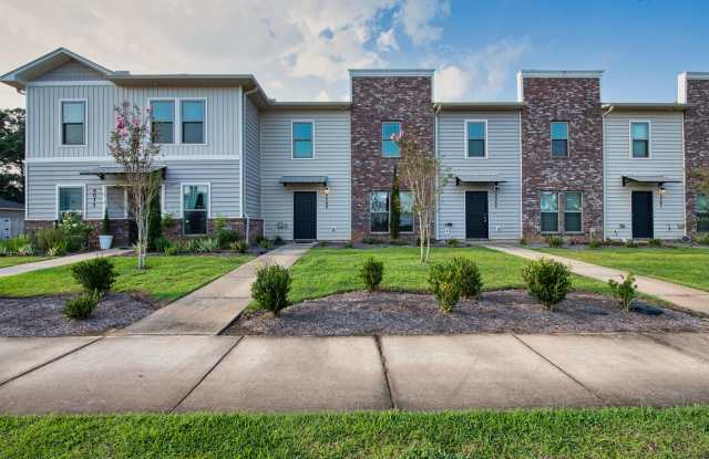 Spacious  Stylish 3-Bed Home Near NAS Whiting photos photos