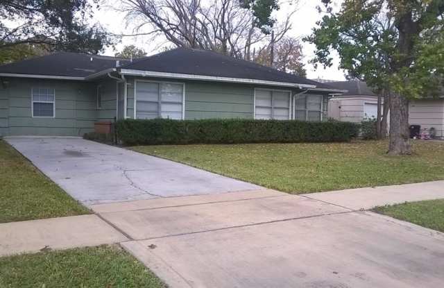 4710 Wedgewood Drive Gallery 3