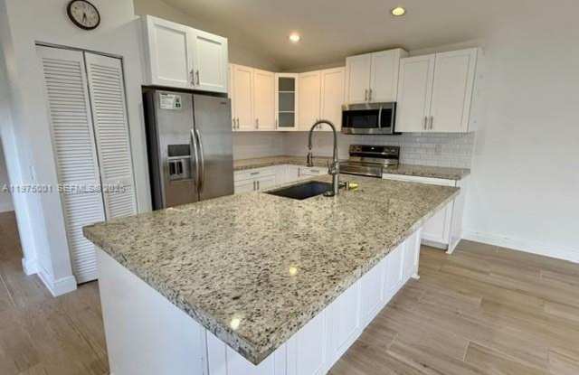 622 Carrington Lane 622, Weston, FL 33326 photos photos