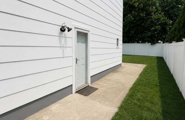 272 davenport Gallery 2