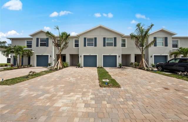 15319 Wildflower Cir photos photos