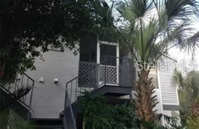 108 NORTHLAKE DRIVE - 108 Northlake Drive, Sanford, FL 32773