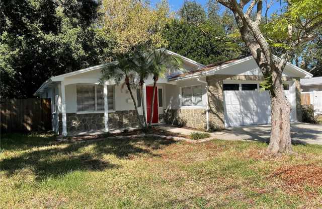 5620 DENVER STREET NE - 5620 Denver Street Northeast, St. Petersburg, FL 33703