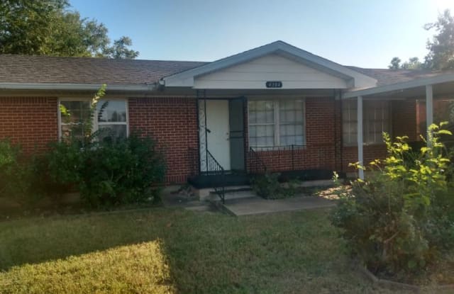 4304 NW Hoover Ave - 4304 Northwest Hoover Avenue, Lawton, OK 73505