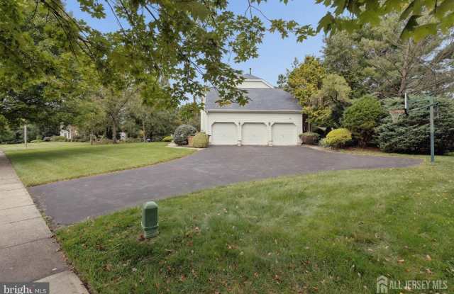 17 Glacier Drive Gallery 2