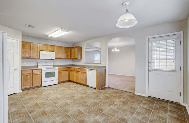 Spacious Two-Story Home with Modern Comforts photos photos