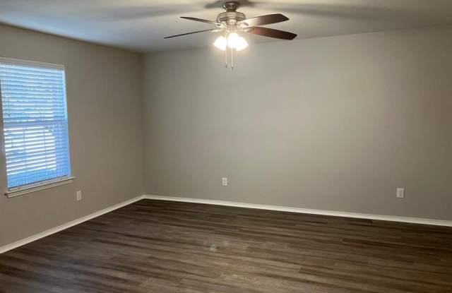 213 Fossil Bridge Drive Gallery 4