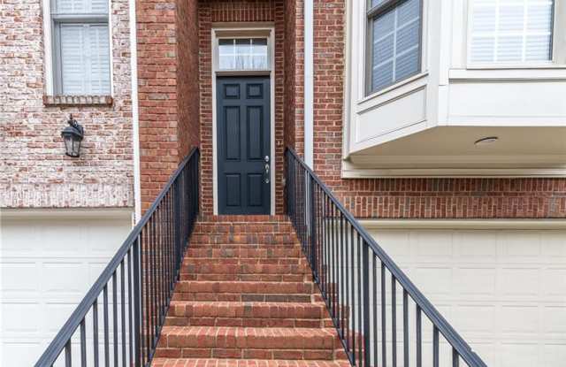 1434 Wembley Court NE Gallery 2