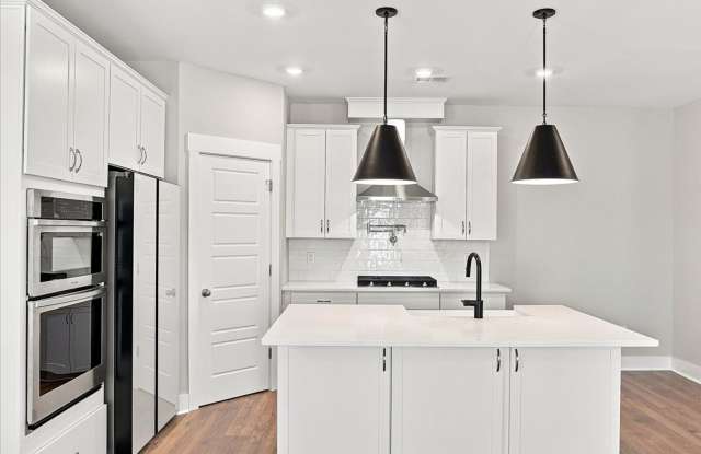Beautiful 4 Bedroom, 3.5 bath townhome plus additional office/flex space! Gallery 3