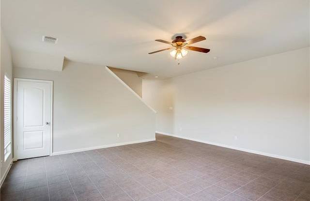 1901 Sorghum Hill Drive Gallery 3