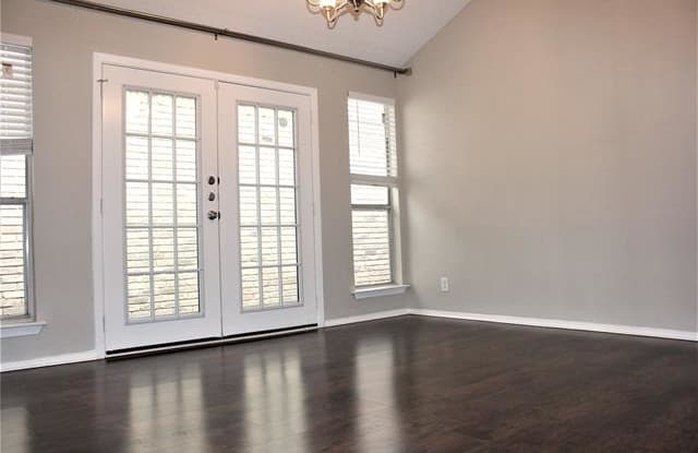 12609 Hornbeam Drive Gallery 2