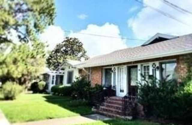 7325 Sycamore Street photos photos