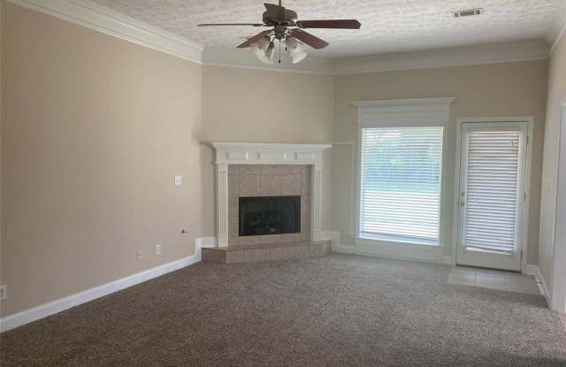 1713 Honeysuckle Ridge Gallery 3