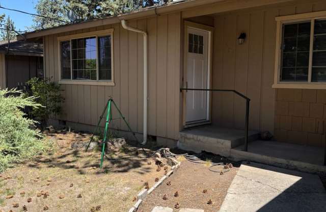 Updated Duplex in SE Bend photos photos