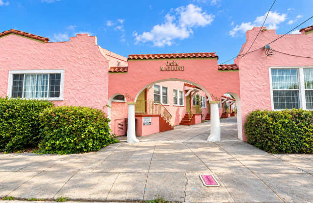 Casa Madrone Gallery 1