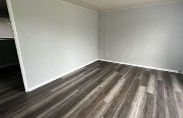 601 Cedarwood Drive Gallery 3
