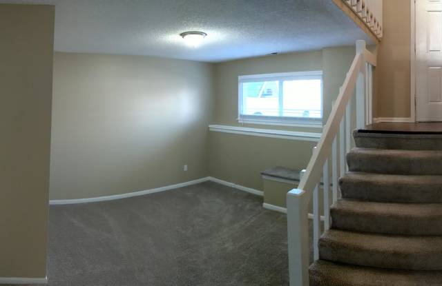 1417 E 123rd Terr Gallery 4