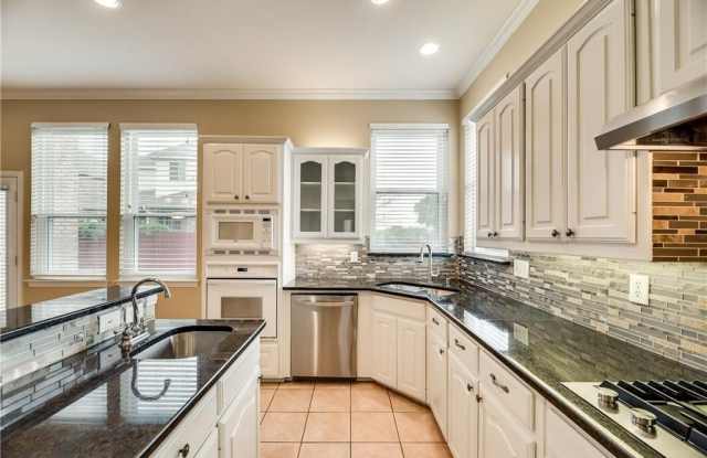 7715 Brookview Court Gallery 2