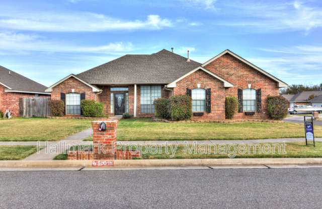 500 Loyd Lane - 500 Loyd Lane, Moore, OK 73160