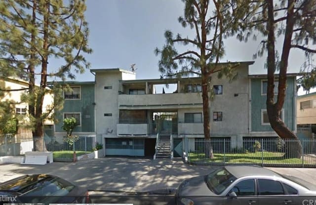 9038 Orion Avenue - 9038 Orion Avenue, Los Angeles, CA 91343