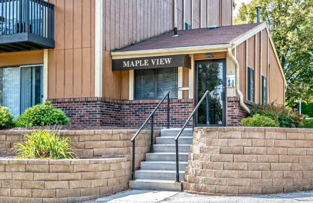 Maple View Apartments Gallery 2