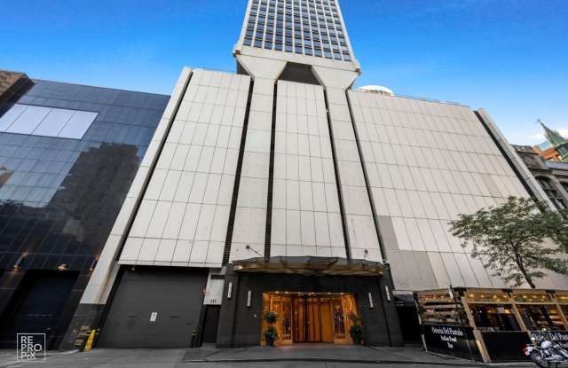 111 E Chestnut Street - 111 East Chestnut Street, Chicago, IL 60611