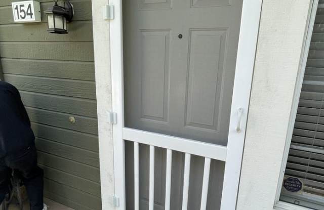 Charming Upstairs Loft – 1-Bedroom Condo-Style Living! photos photos