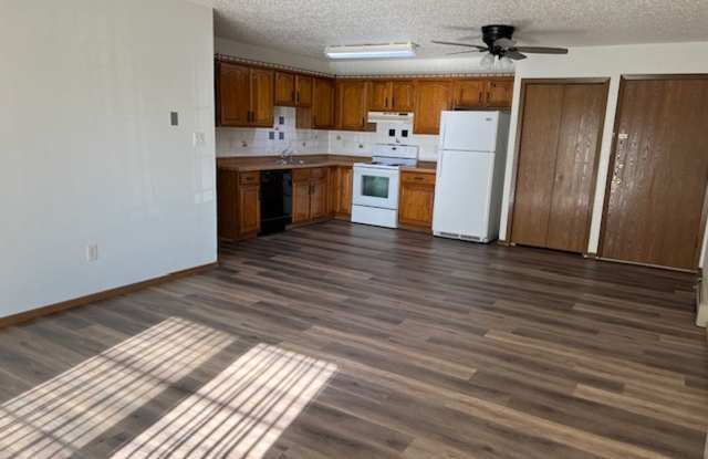 1720 North Grandview Lane photos photos