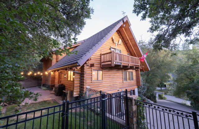 1311 Canyon Creek Drive Gallery 4
