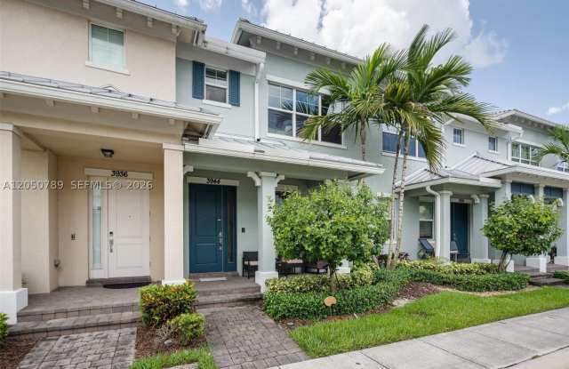 3944 Poinciana Ln Gallery 2