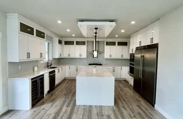 2103 Riverstone Loop Gallery 2