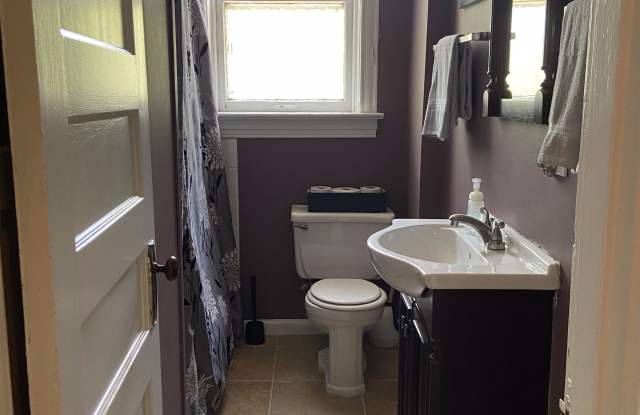 2338 Tower Grove Avenue - 2W Gallery 4