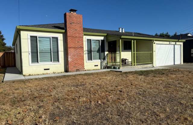 Updated 4Bd/2BA Glenmoor Ranch with Endless Charm  Possibility! photos photos