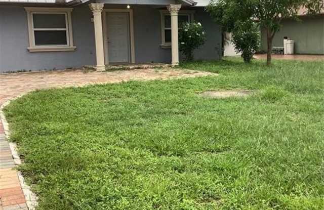 1737 42nd St SW lot: 13 photos photos 1737 42nd St SW lot: 13 photos photos
