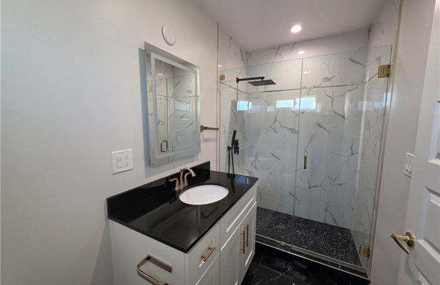 7954 Crosnoe Avenue photos photos