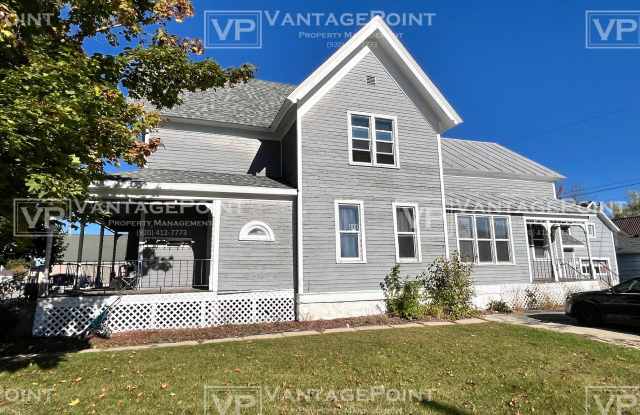 204 North Main Street - 2 - 204 North Main Street, Oconto Falls, WI 54154