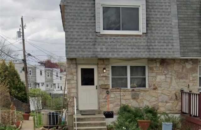 2004 Baker Drive photos photos