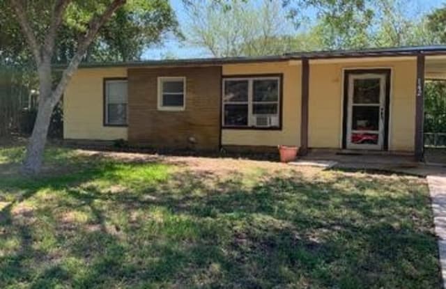 142 Galaxy Dr - 142 Galaxy Drive, San Antonio, TX 78227