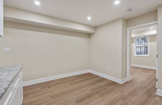 1812 Benning Rd NE - A Gallery 3