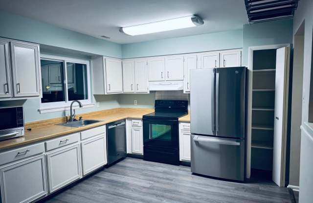 15839 MILLBROOK Lane unit: 122 photos photos 15839 MILLBROOK Lane unit: 122 photos photos