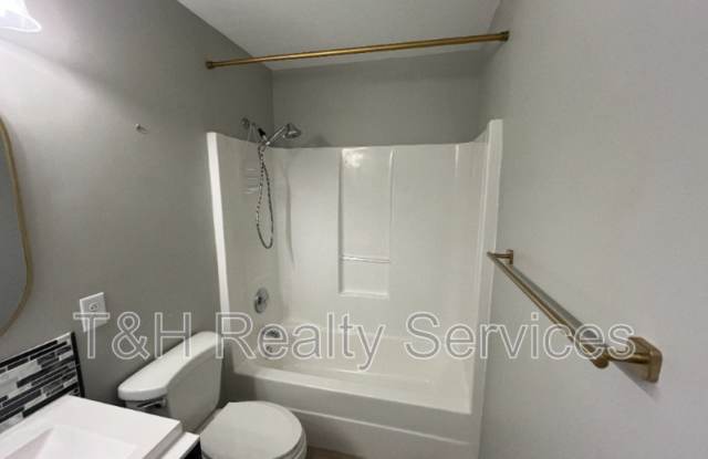1750 Bentbrook Dr - 1750 Bentbrook Drive, Hendricks County, IN 46123
